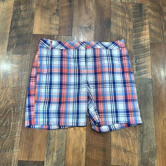 Izod Classic  Women's Shorts 8 (BK3) - Picture 1 of 5